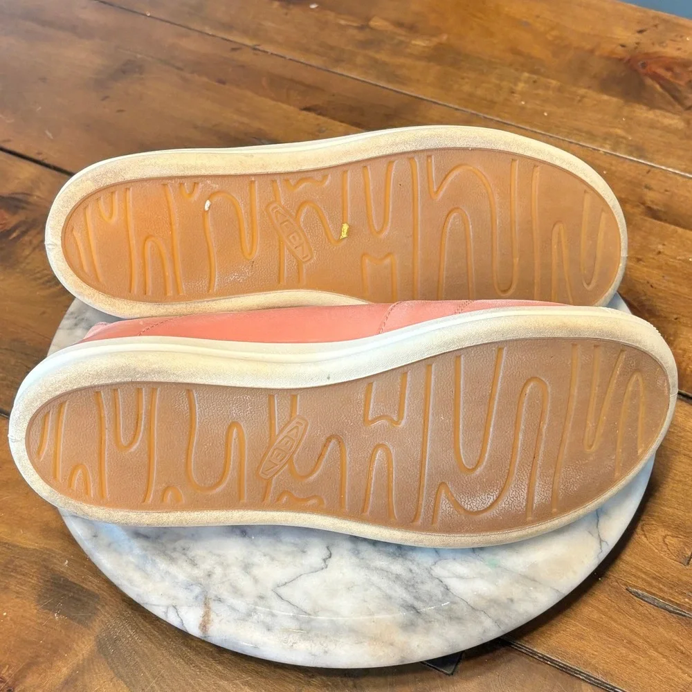 Keen‎ LORELEI II Sneakers Walking Shoes Brick Dust Pink Star White Leather Sz 10
